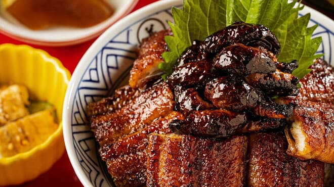 Sumiyaki Unafuji Shirakabe Bettei